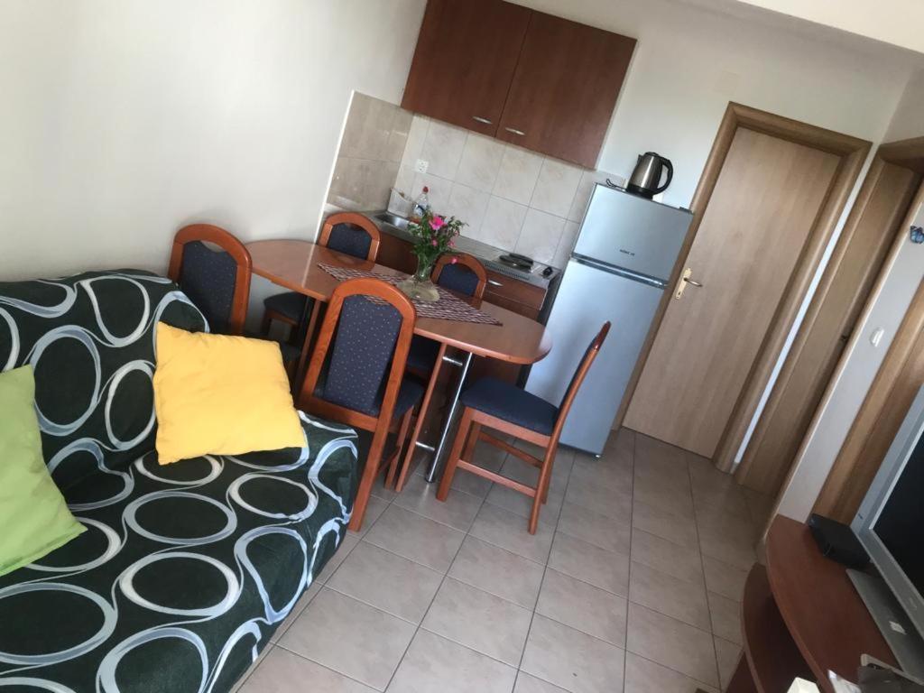 Apartments Iva Rogoznica  Dış mekan fotoğraf
